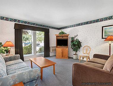 Super 8 By Wyndham Bc 3* West Kelowna