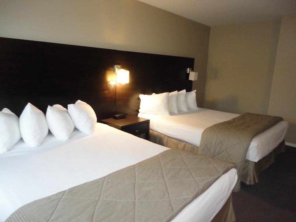 Hotel Super 8 By Wyndham Bc 3*