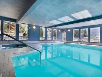 Super 8 By Wyndham Bc Hotel